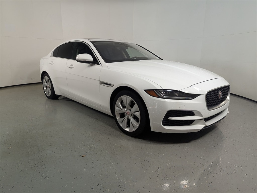 2020 Jaguar XE
