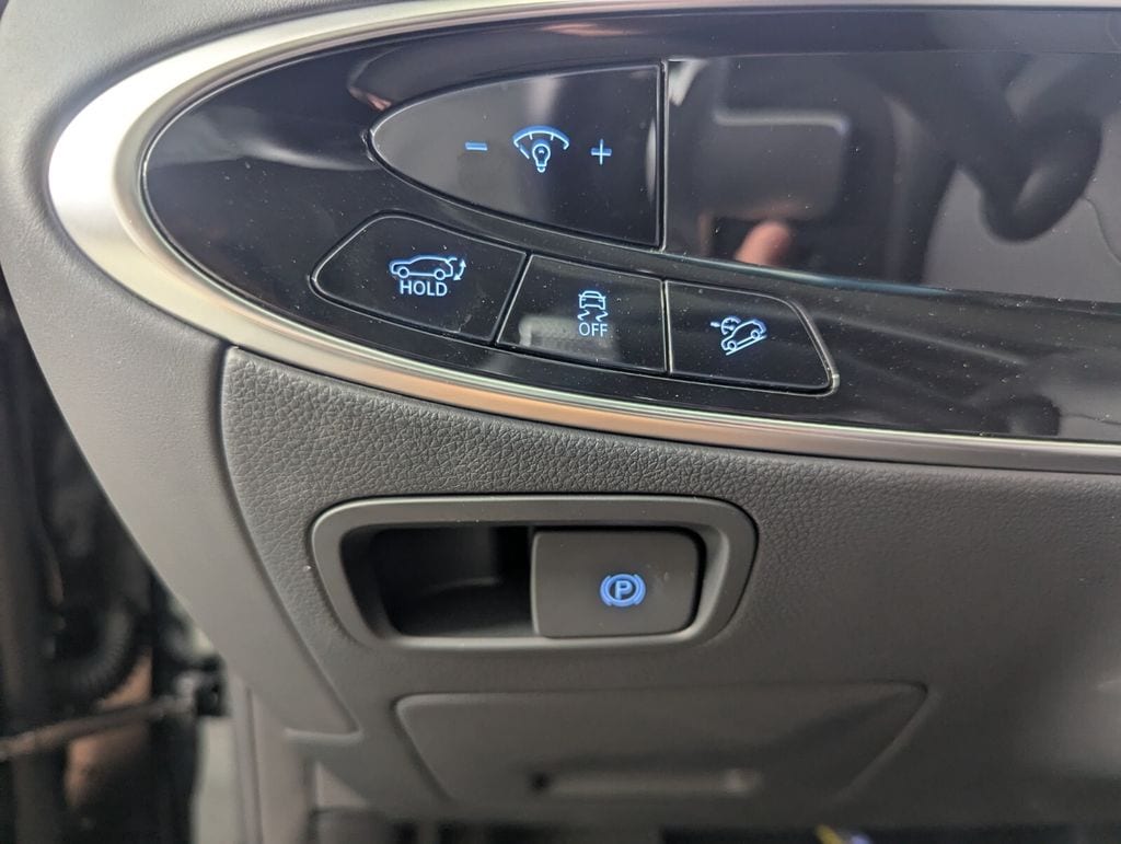 2026 GENESIS GV70 - Photo 15