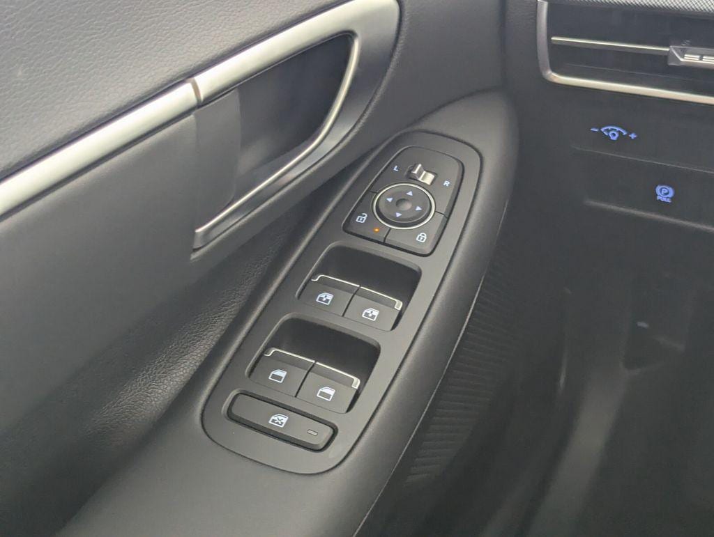 2026 Hyundai Sonata SEL - Photo 16