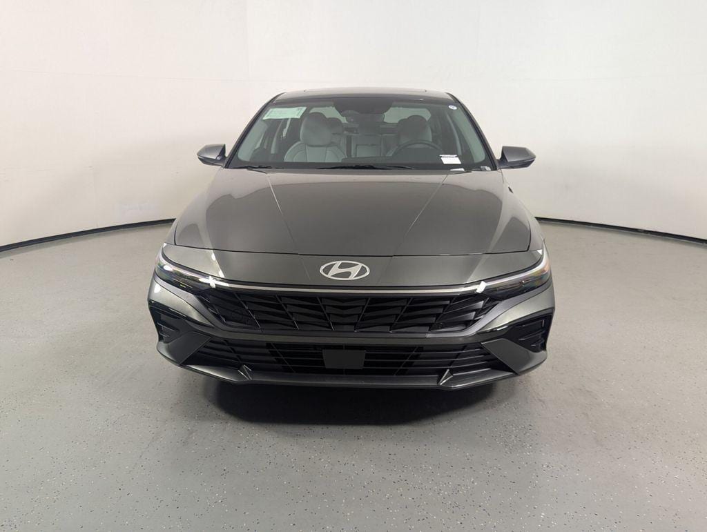 New 2026 Hyundai Elantra Limited Sedan