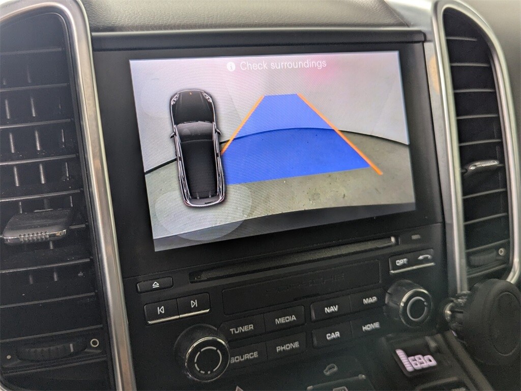 2018 Porsche Cayenne Base photo 22