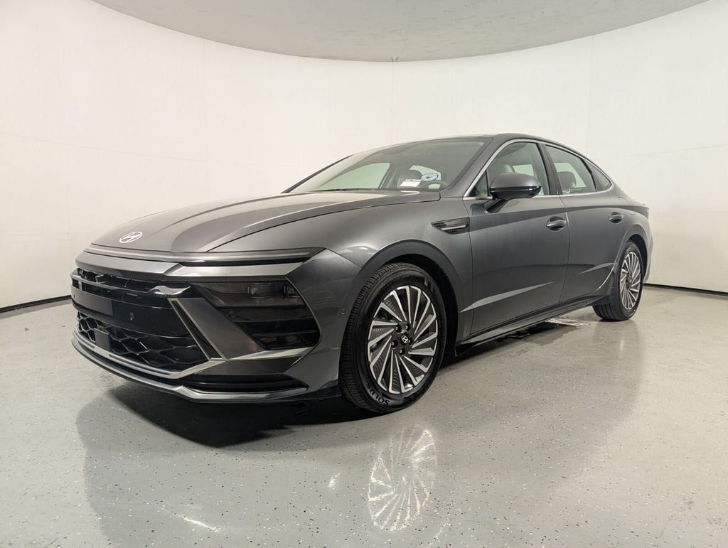 2025 Hyundai Sonata Hybrid Limited - Photo 3