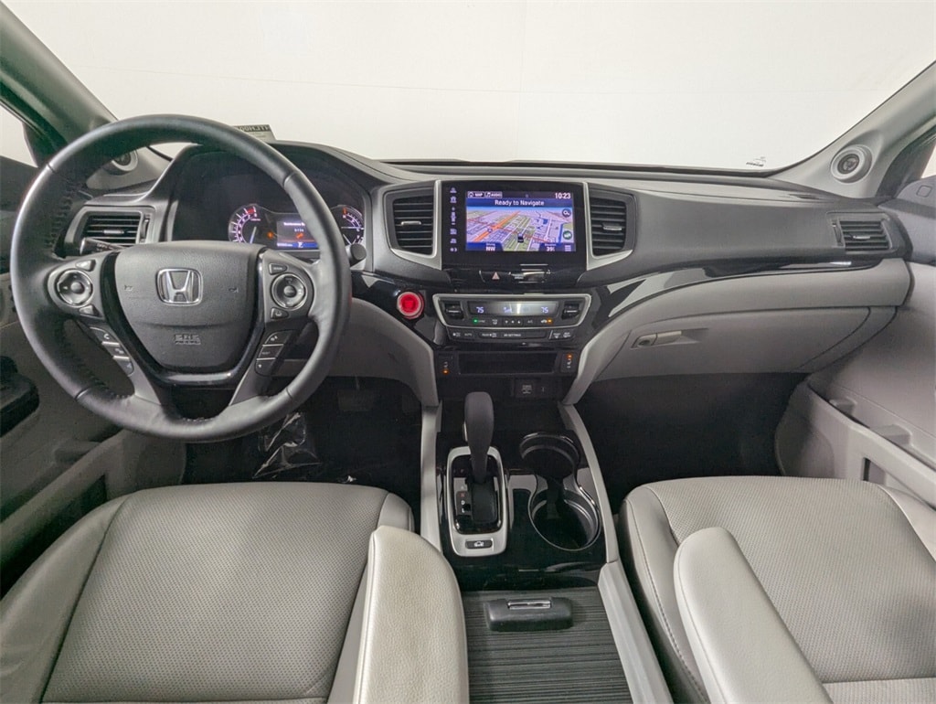 2019 Honda Ridgeline RTL-E photo 14