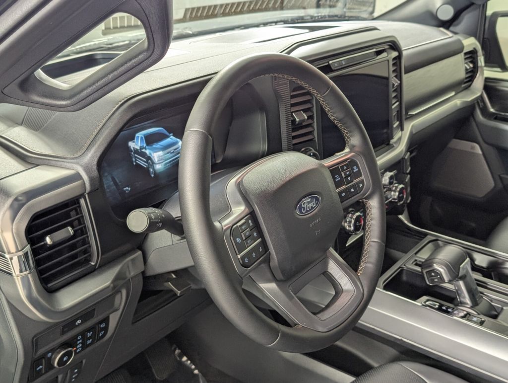2025 Ford F-150 Lariat - Photo 14