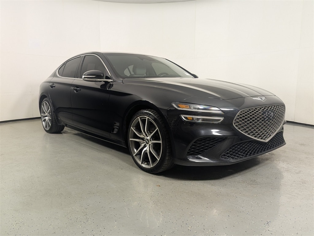 2023 GENESIS G70 Standard's photo