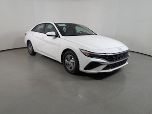 2025 Hyundai Elantra SE Sedan