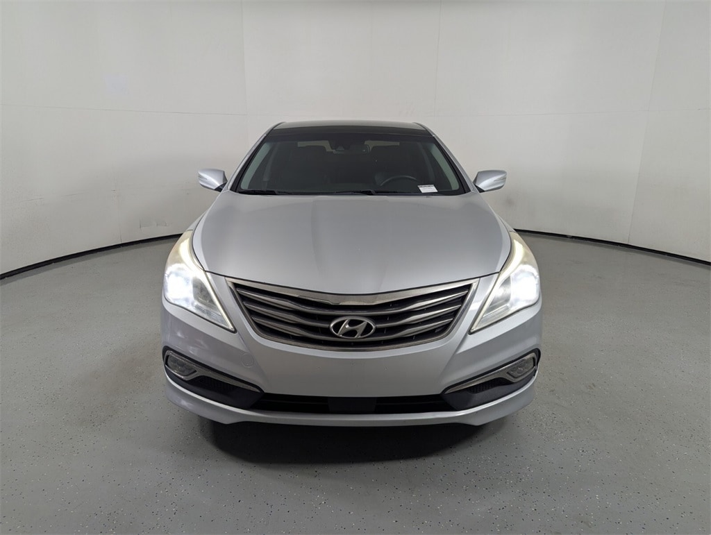 Used 2017 Hyundai Azera Limited with VIN KMHFH4JG3HA587544 for sale in Lake Park, FL