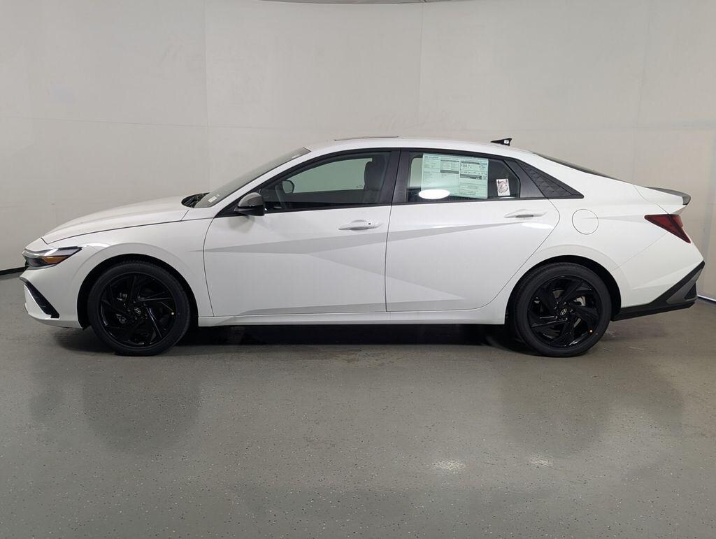 New 2026 Hyundai Elantra SEL Sport Sedan