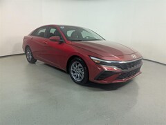 2024 Hyundai Elantra SEL Sedan