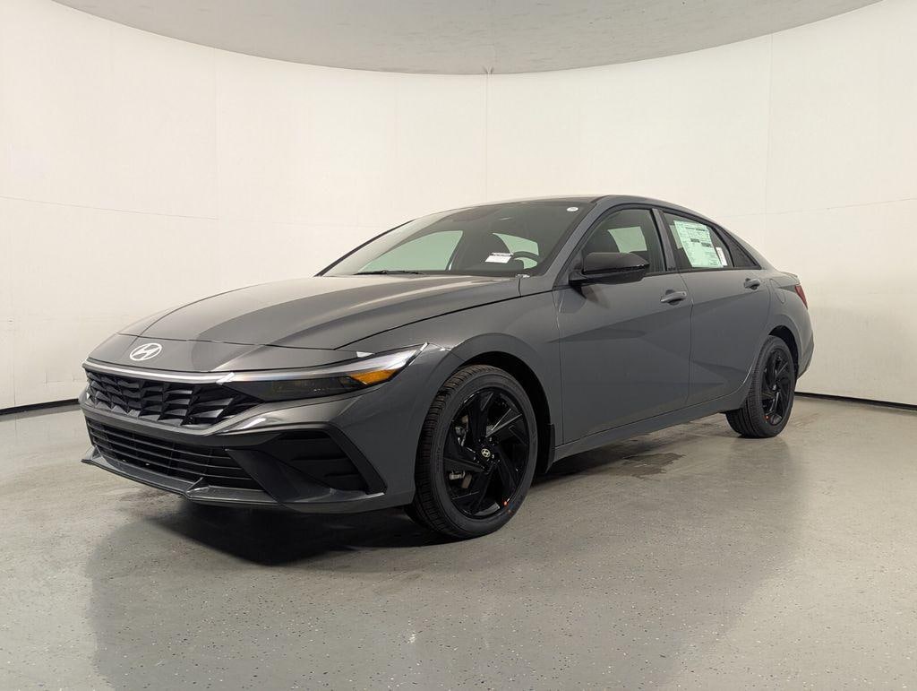 New 2026 Hyundai Elantra SEL Sport Sedan