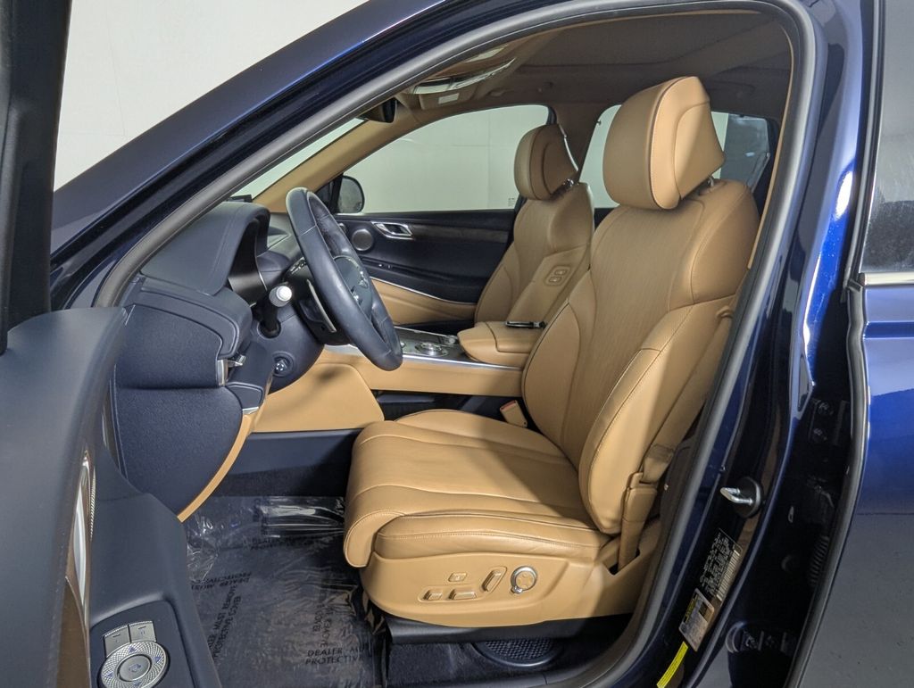 2022 GENESIS GV80 Standard - Photo 14