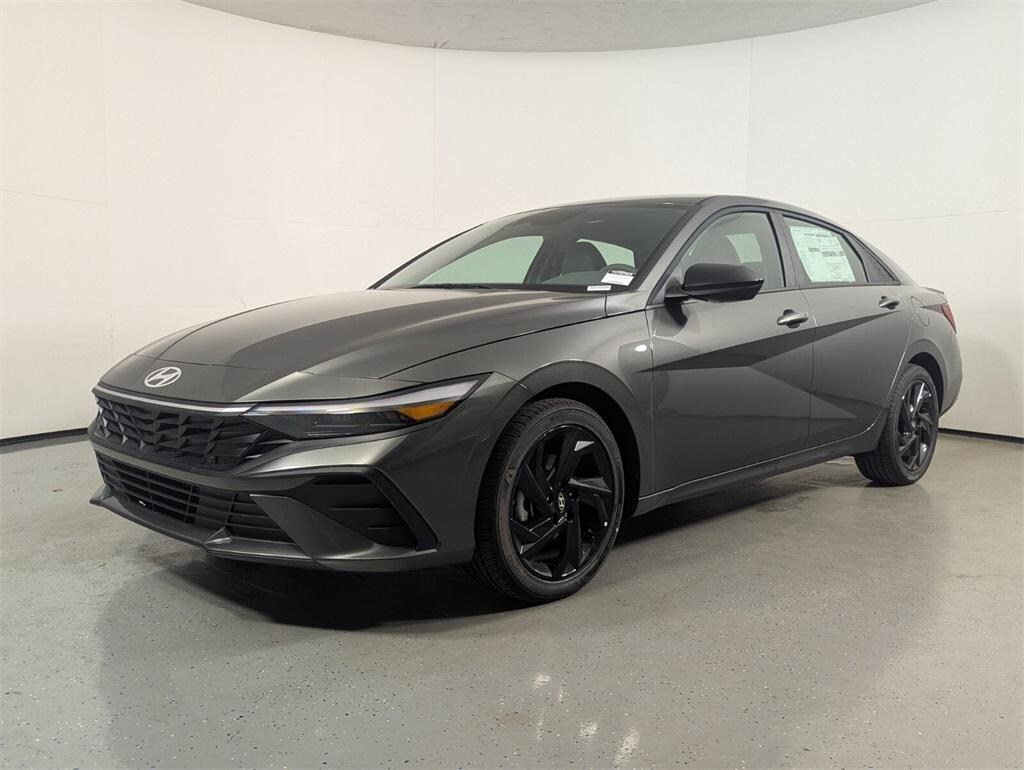 New 2026 Hyundai Elantra SEL Sport Sedan