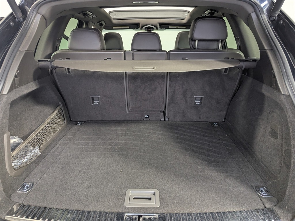 2018 Porsche Cayenne Base photo 25