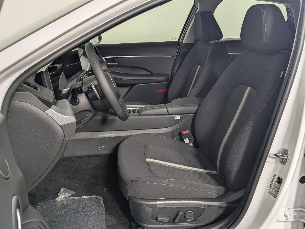 2026 Hyundai Sonata SEL - Photo 12