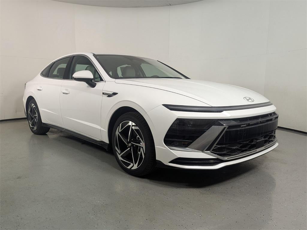 New 2026 Hyundai Sonata SEL Sport Sedan