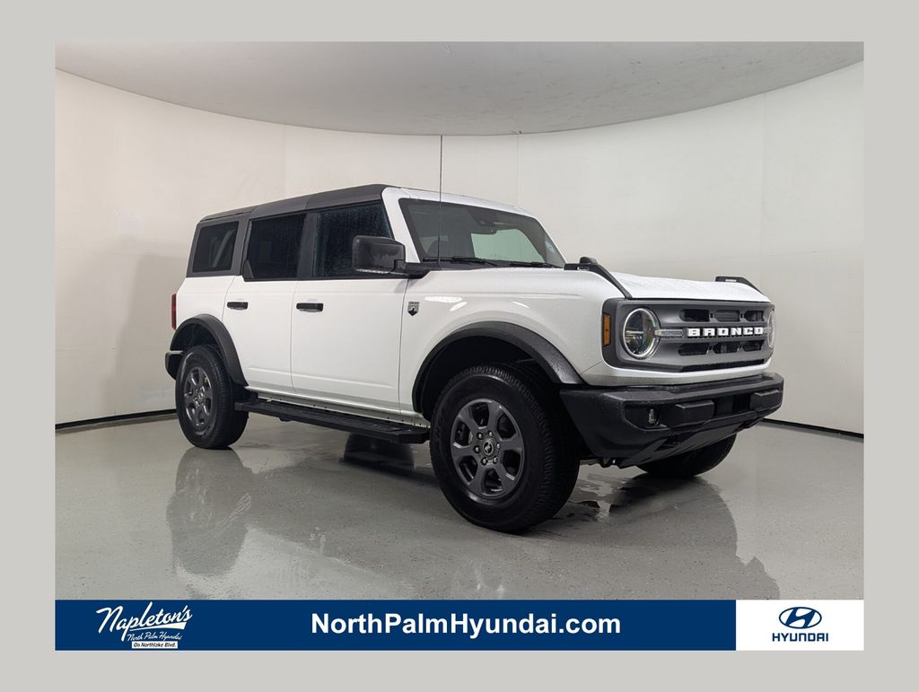 2022 Ford Bronco Big Bend Mid (222A) 4x4's photo