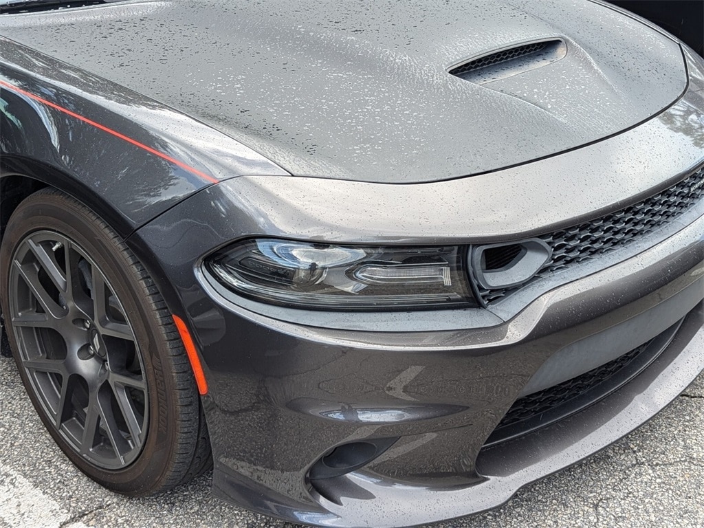 Used 2019 Dodge Charger R/T with VIN 2C3CDXGJ1KH530831 for sale in Lake Park, FL