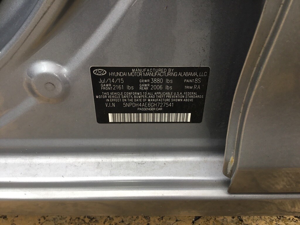 2016 Hyundai Elantra SE photo 3