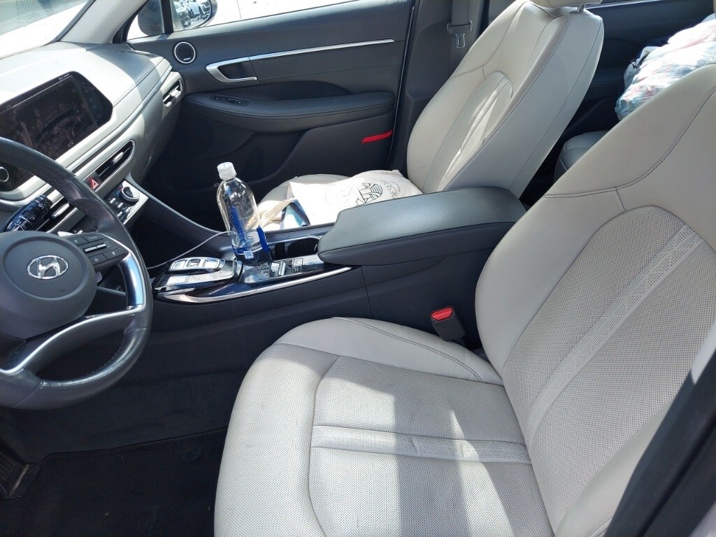 2020 Hyundai Sonata Limited photo 2