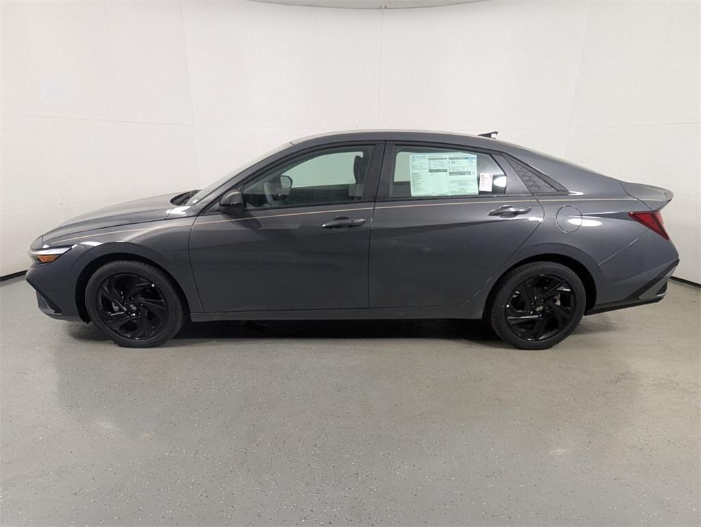 New 2026 Hyundai Elantra SEL Sport Sedan