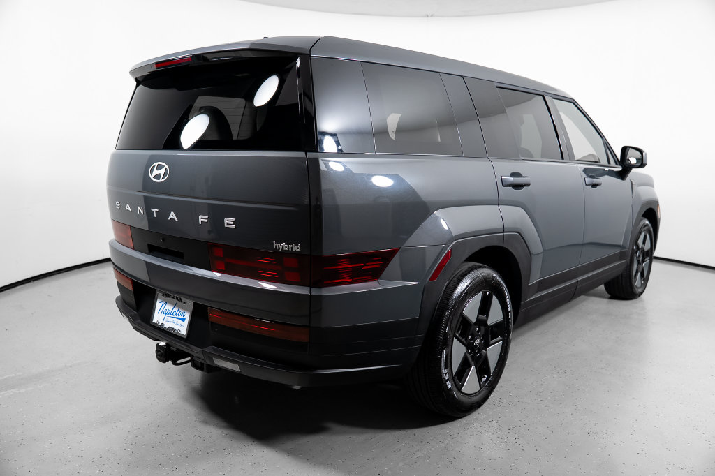 2026 Hyundai Santa Fe SE - Photo 9