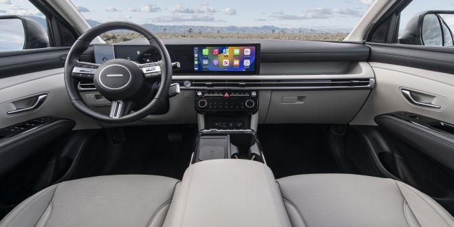 compare Tucson and kona Interior