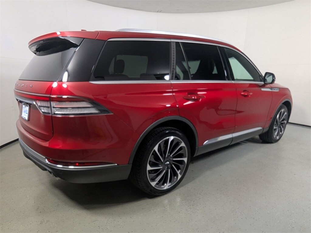 2020 Lincoln Aviator Reserve photo 3
