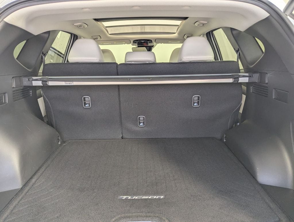 2025 Hyundai Tucson Limited - Photo 27