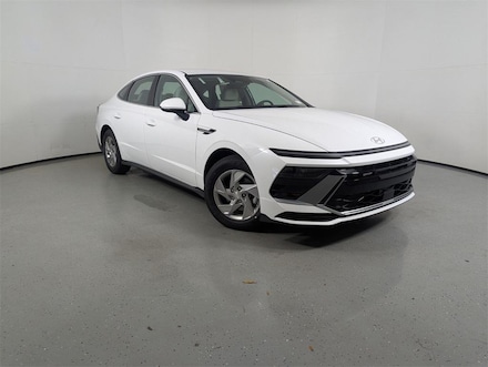 2025 Hyundai Sonata SE Sedan