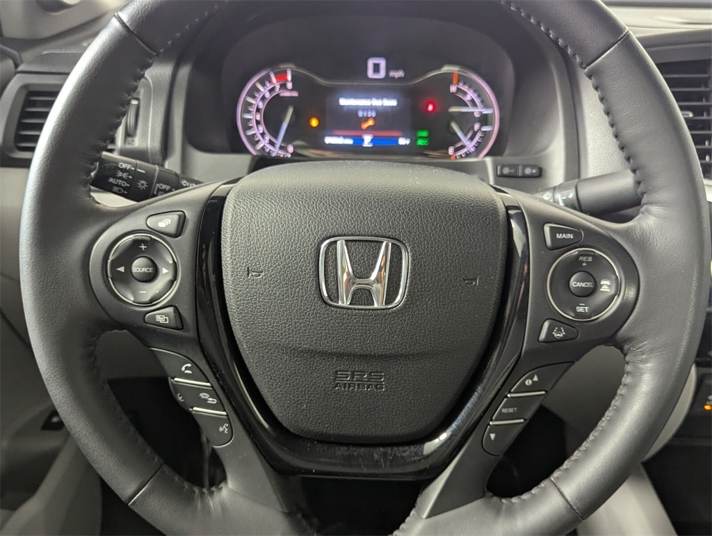 2019 Honda Ridgeline RTL-E photo 16