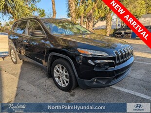 2016 Jeep Cherokee Latitude SUV