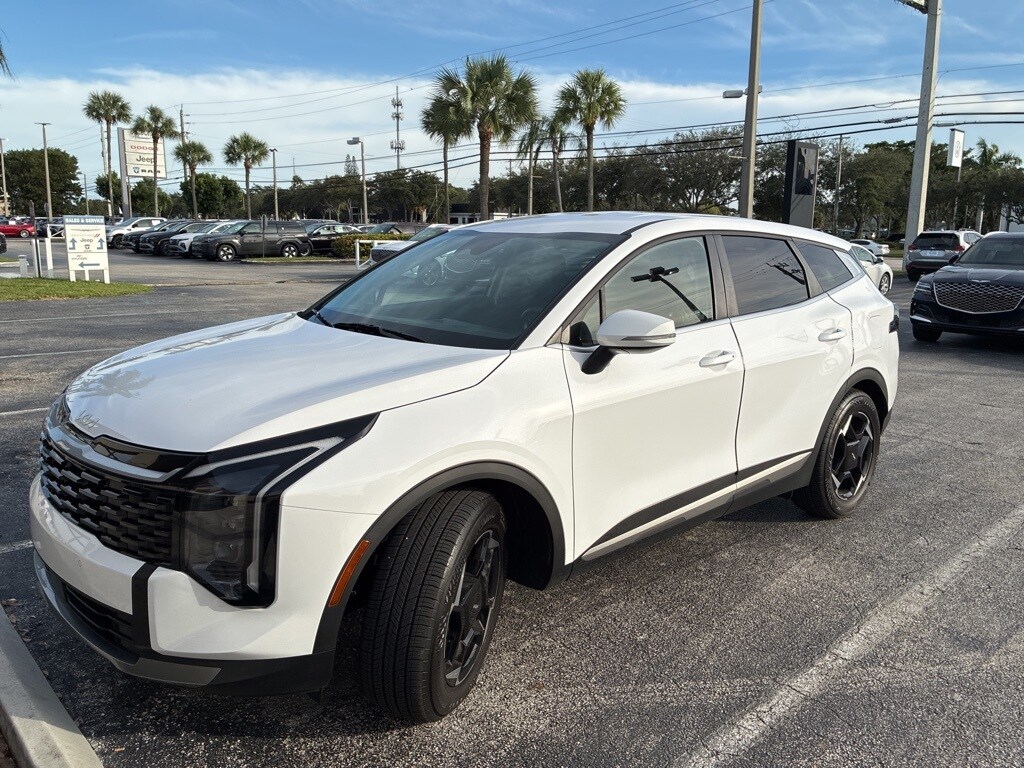 Used 2026 Kia Sportage EX SUV