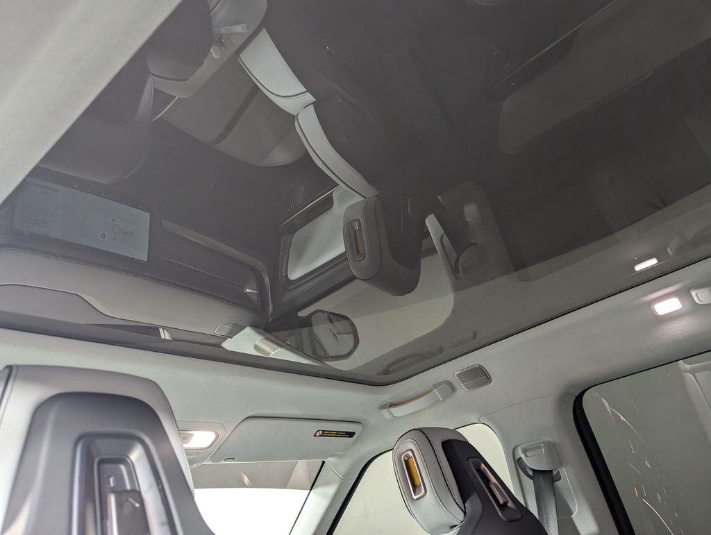 2023 Rivian R1S Adventure - Photo 25