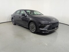 2025 Hyundai Sonata Hybrid Limited Sedan