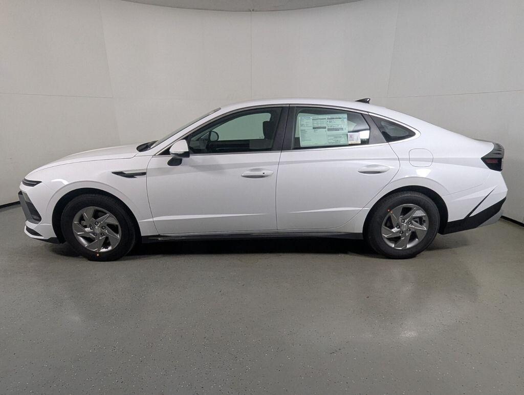 New 2026 Hyundai Sonata SE Sedan