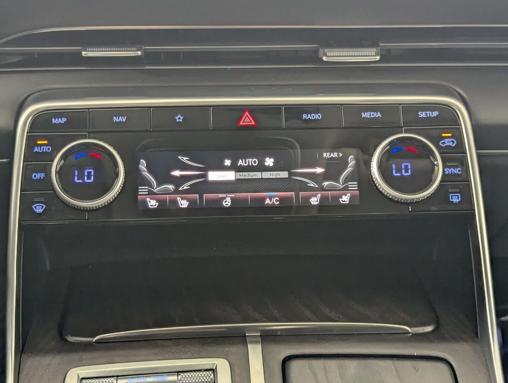 2023 GENESIS GV80 Standard - Photo 19