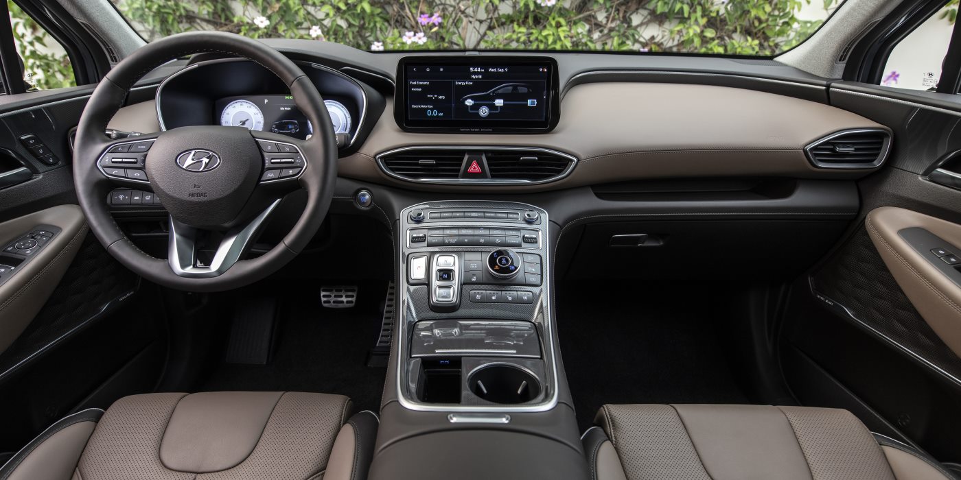 Hyundai Santa Fe interior specs
