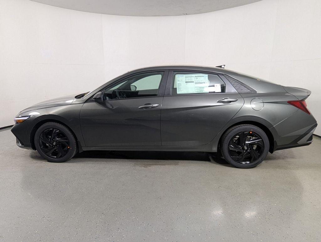 New 2026 Hyundai Elantra SEL Sport Sedan