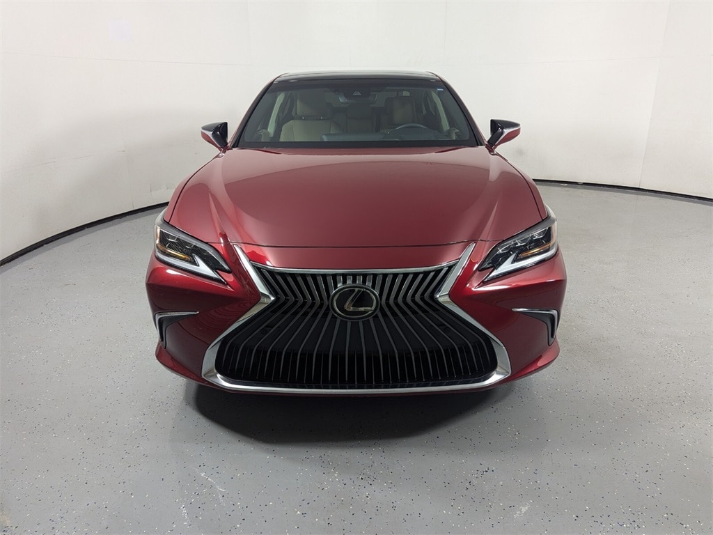 Used 2019 Lexus ES 350 Luxury with VIN 58ABZ1B12KU004528 for sale in Lake Park, FL