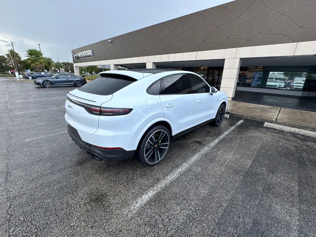 2023 Porsche Cayenne Coup Platinum Edition - Photo 24
