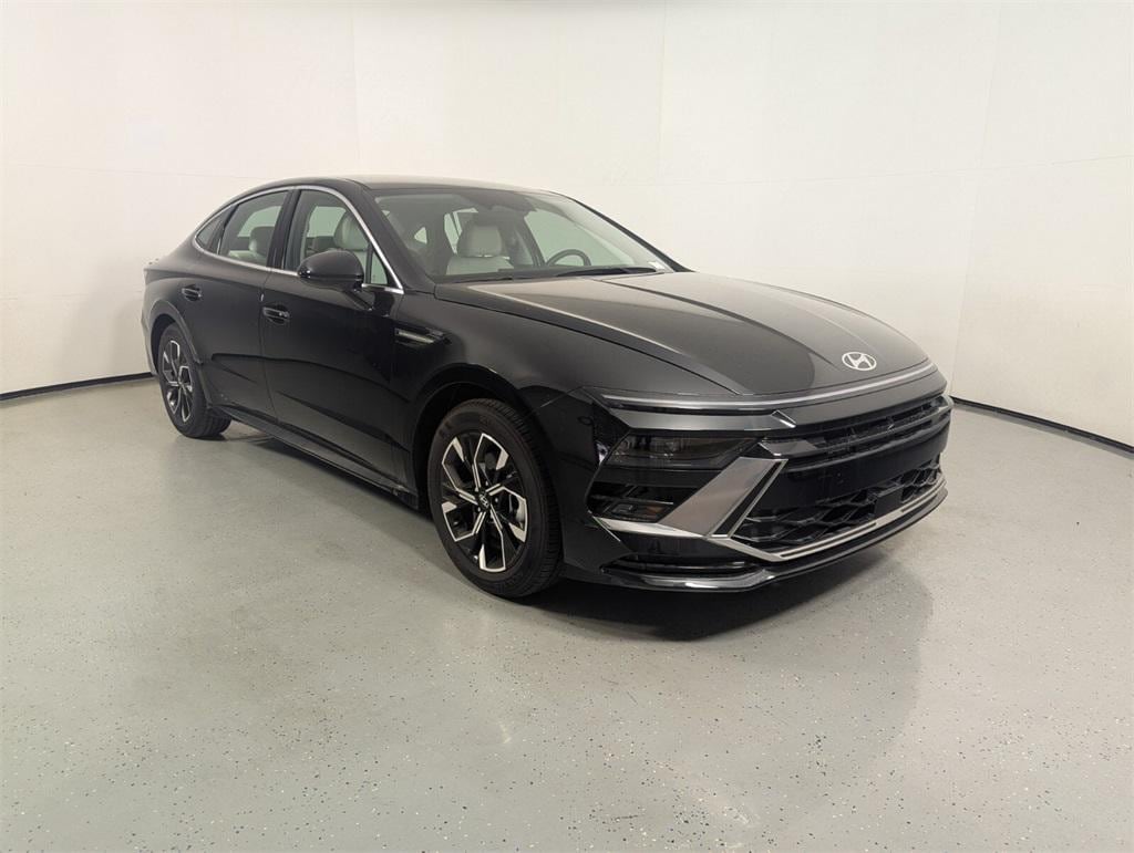 2025 Hyundai Sonata Sedan 