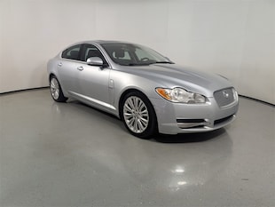 2011 Jaguar XF Premium Sedan