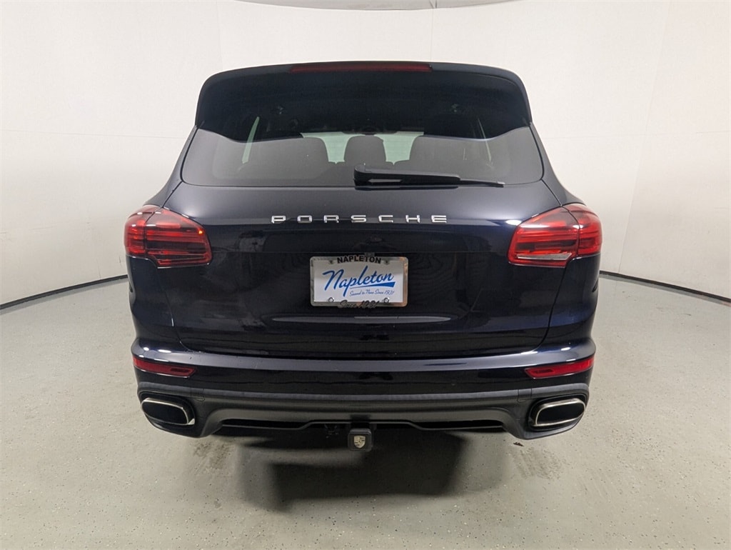 2018 Porsche Cayenne Base photo 4