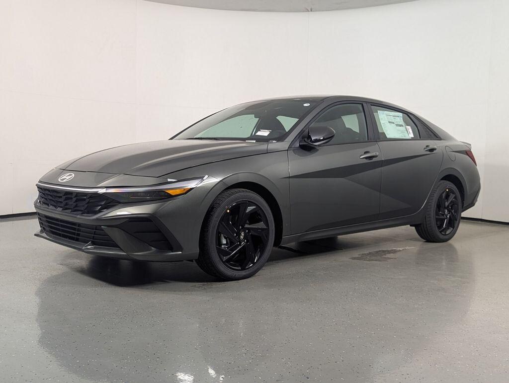 New 2026 Hyundai Elantra SEL Sport Sedan
