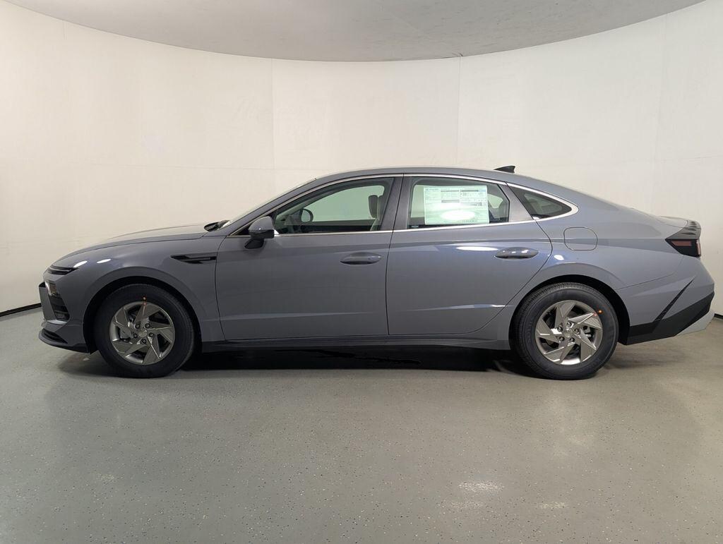 New 2026 Hyundai Sonata SE Sedan