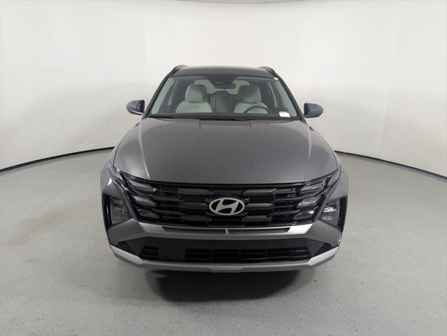 2025 Hyundai Tucson SEL photo 2