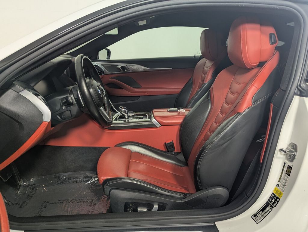 2023 BMW 8 Series M850i - Photo 14