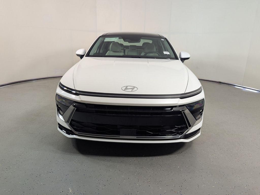 New 2026 Hyundai Sonata Hybrid SEL Sedan