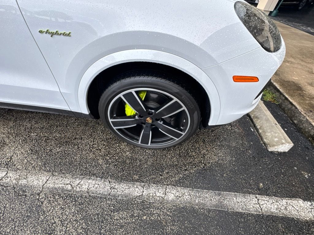 2023 Porsche Cayenne Coup Platinum Edition - Photo 16