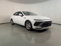 2026 Hyundai Sonata SE Sedan